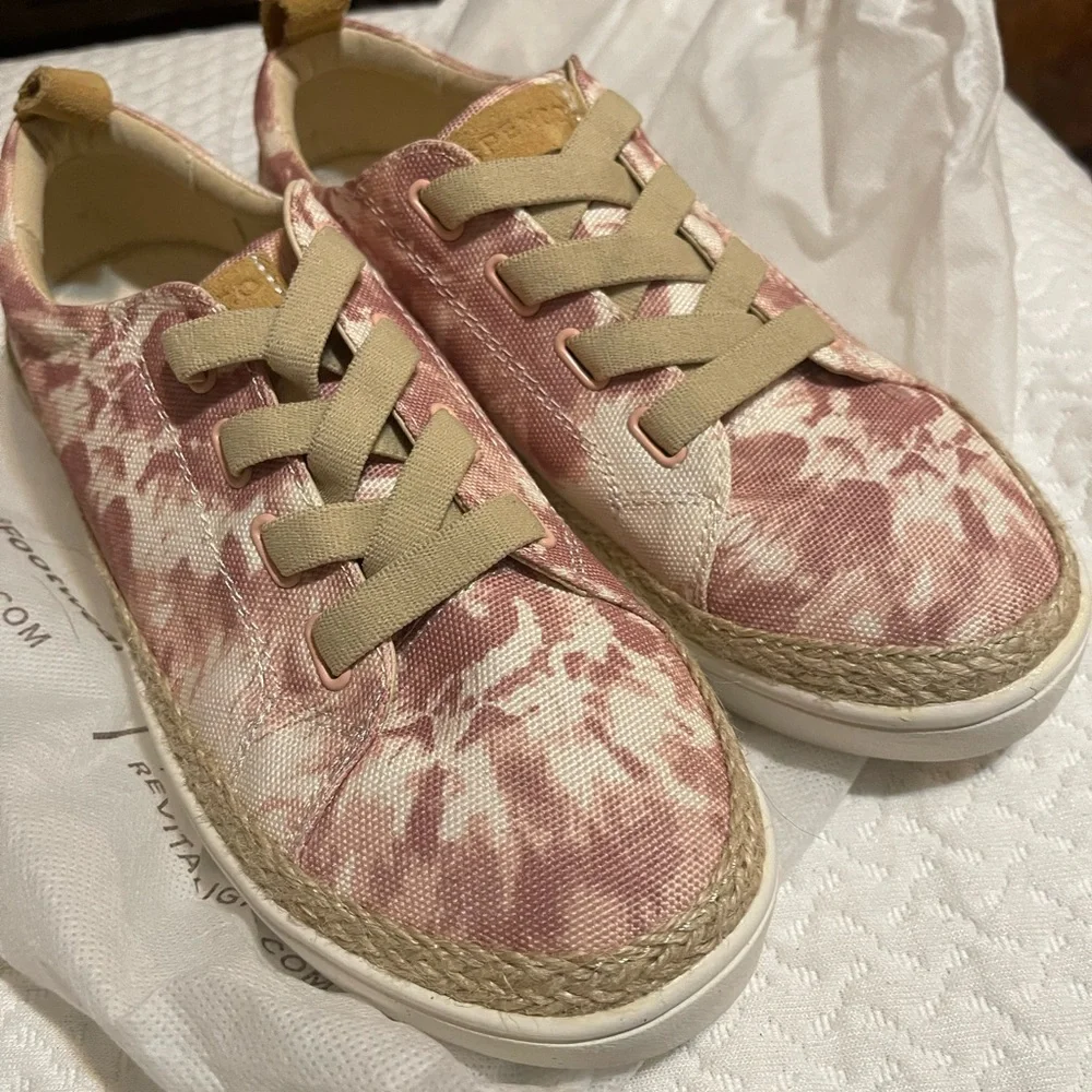 Spenco shoes - Picture 4 of 4